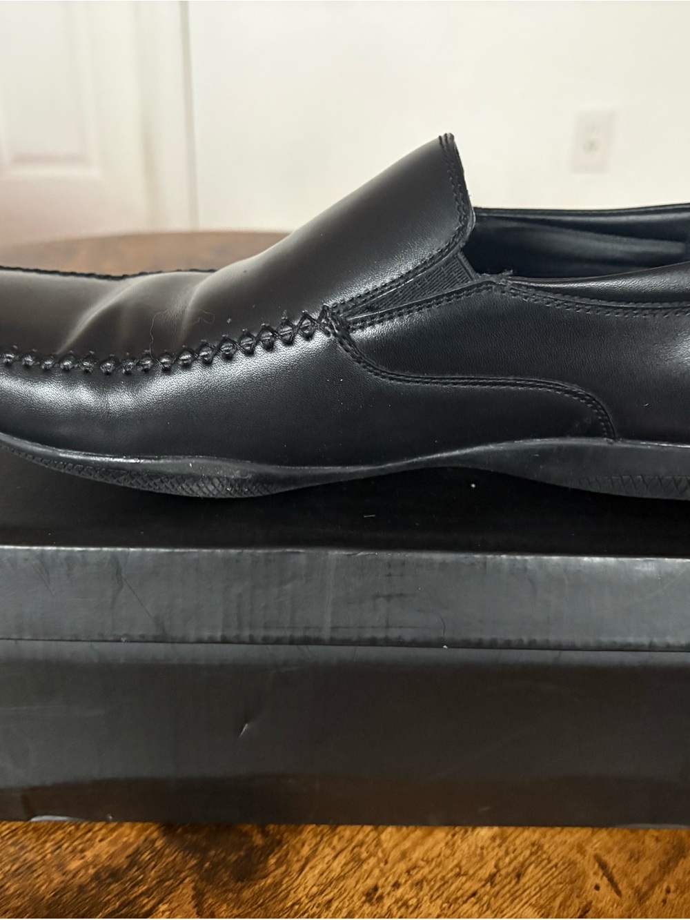 Perry Ellis Black Leather Slip-On Moccasin Loafers
